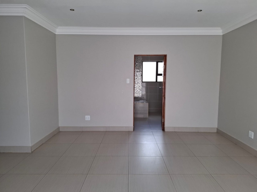 To Let 4 Bedroom Property for Rent in Groenvlei Sh Free State